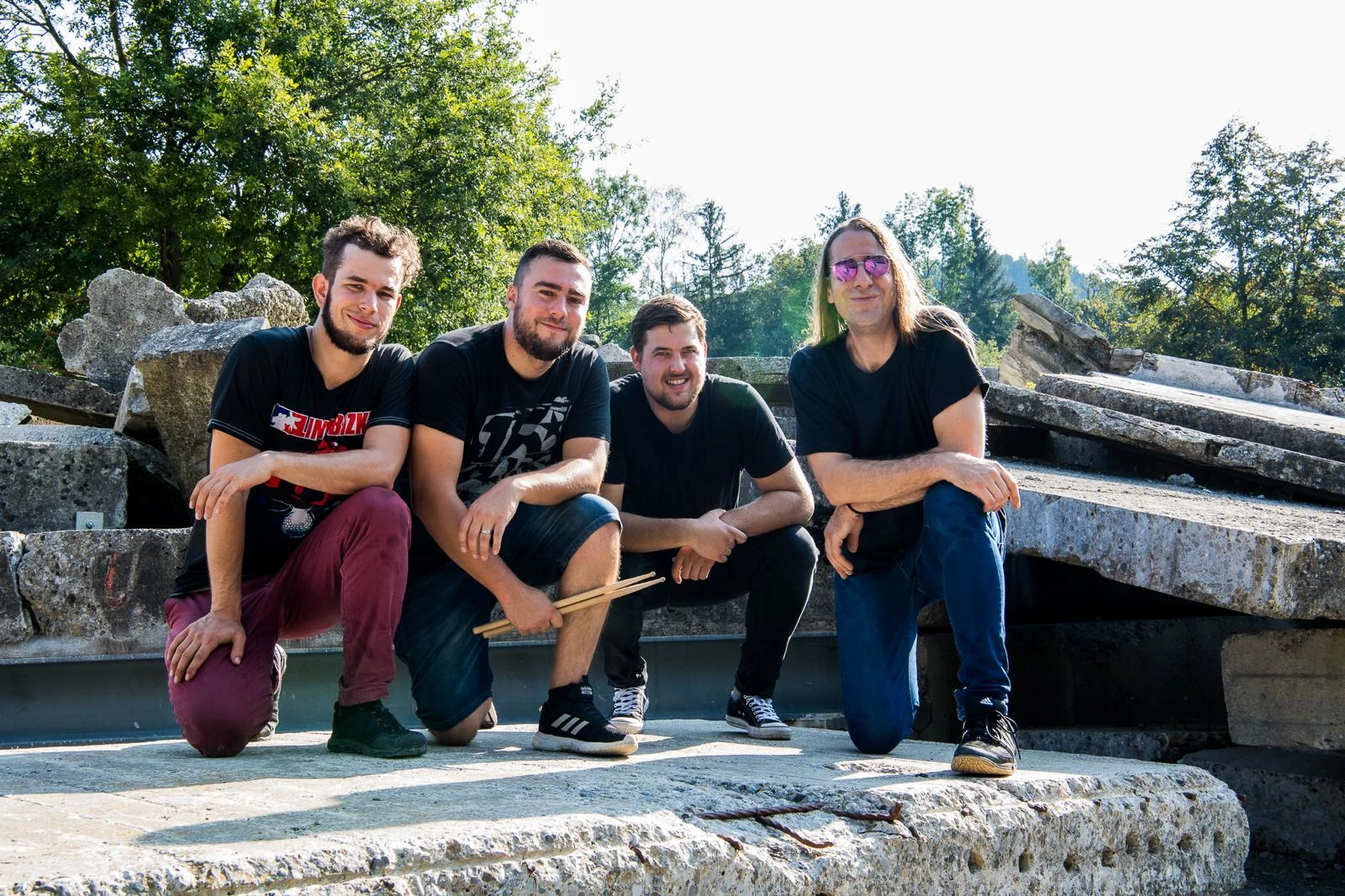 Dieses Bild zeigt die Bandmitglieder von der Punk / Skatepunk Band Protactinium.